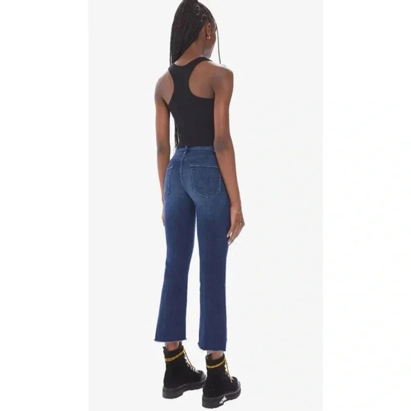 MOTHER The Insider Crop Step Fray Flare Cropped Jeans Denim in Good For You 24 - Picture 4 of 17
